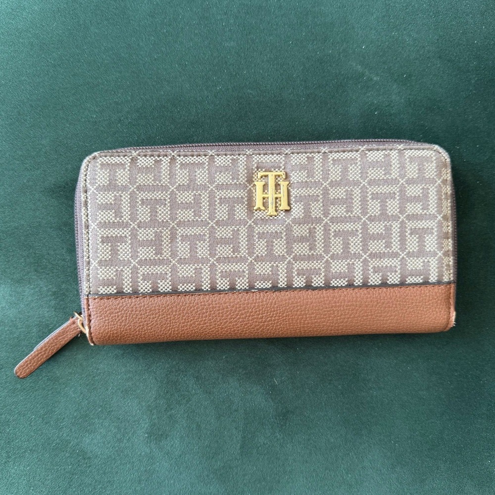 Tommy Hilfiger Brown Monogram Zip Around Wallet Womens Logo Preppy